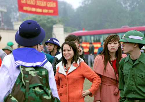 Những câu chuyện rôm rả của các thiếu nữ