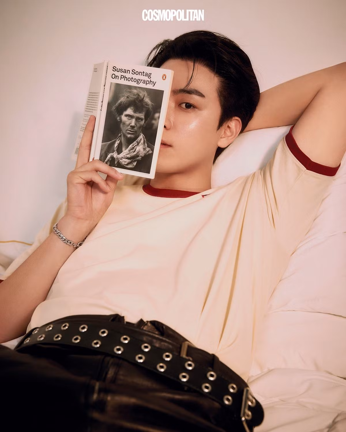 Kim Do Hoon chia sẻ: “Tôi hy vọng rằng, tình yêu của tôi dành cho diễn xuất sẽ không bao giờ phai nhạt. Ngoài diễn xuất, tôi còn thích làm bánh hamburger. Nếu tôi gặp khó khăn trong sự nghiệp diễn xuất, tôi dự định sẽ vượt qua nó bằng cách trở thành chủ một cửa hàng bánh mì kẹp thịt thủ công”.