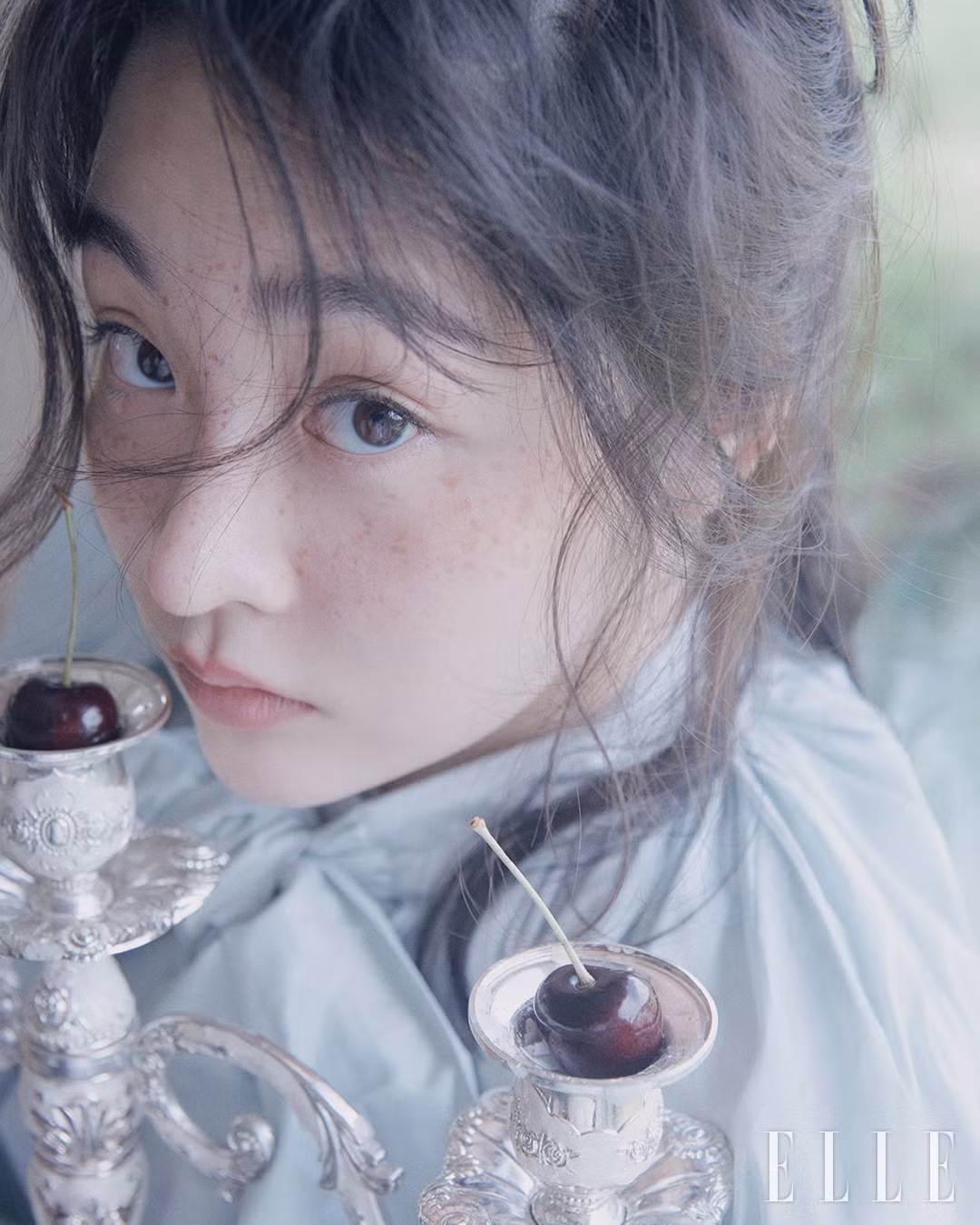 Kim Min Ha: "Trong phần 1, tôi cảm thấy áp lực khi mọi người trên trường quay không biết tôi, nhưng sang phần 2 thì ngược lại. Tất cả các nhân viên đều nhận ra tôi. Tôi cũng phải đối mặt với những thách thức đặc biệt đối với một loạt phim theo mùa. Tôi phải khéo léo thể hiện Sun Ja đã thay đổi như thế nào qua nhiều năm trong khi vẫn duy trì được tính cách mà tôi đã phát triển trong phần 1".