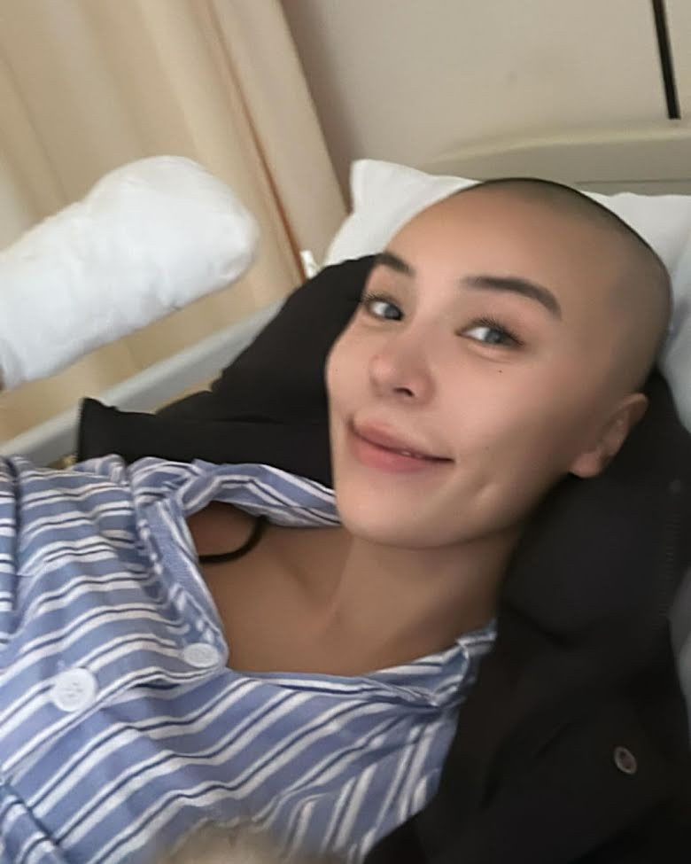 Jessica Du chia sẻ rằng, mình sẽ có một cuộc phẫu thuật khác và đang có tinh thần rất cao.