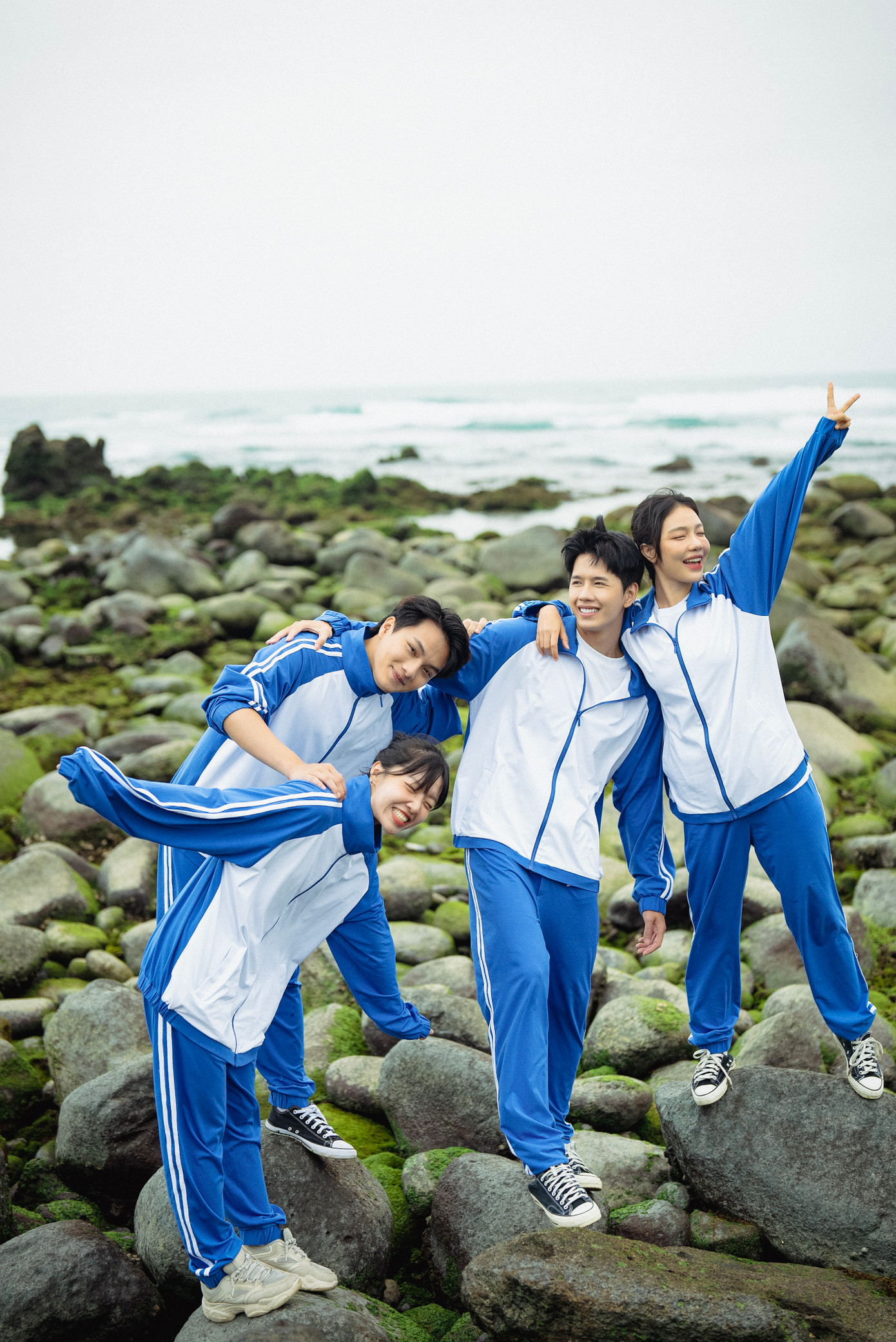 Câu chuyện thanh xuân trong trẻo, đầy màu sắc được khán giả yêu thích. Câu chuyện thanh xuân trong trẻo, đầy màu sắc được khán giả yêu thích.