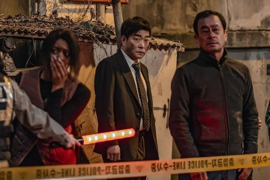 Lượng rating của Your Honor đang đạt mức cao nhất so với các bộ phim khác phát sóng cùng khung giờ của các nhà đài khác. Lượng rating của Your Honor đang đạt mức cao nhất so với các bộ phim khác phát sóng cùng khung giờ của các nhà đài khác.