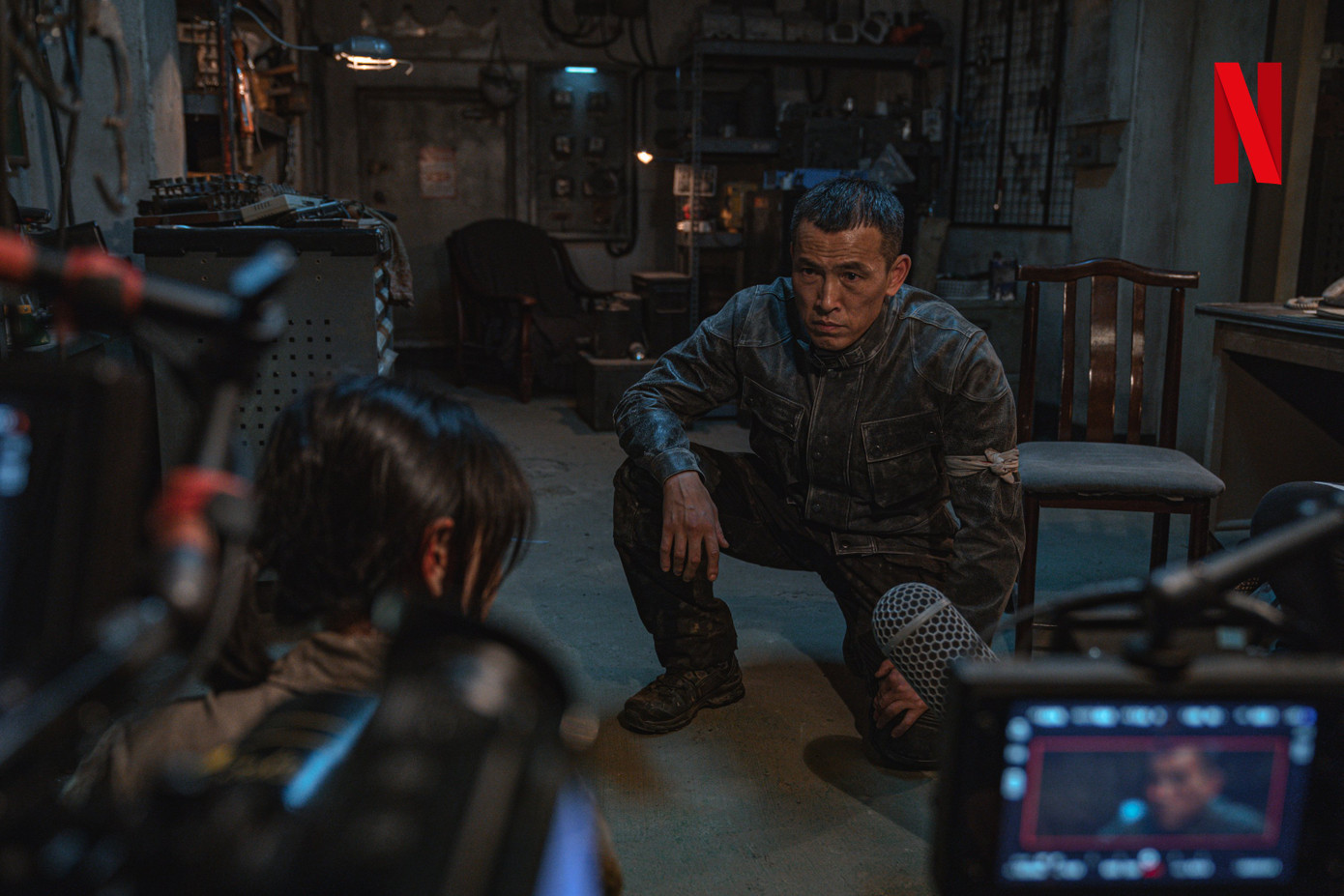 Yoo Oh Sung suy ngẫm về tầm quan trọng của bộ phim trong sự nghiệp của mình: “Sweet Home cho phép tôi suy ngẫm sâu sắc về cuộc đời làm diễn viên của mình”. Yoo Oh Sung suy ngẫm về tầm quan trọng của bộ phim trong sự nghiệp của mình: “Sweet Home cho phép tôi suy ngẫm sâu sắc về cuộc đời làm diễn viên của mình”.