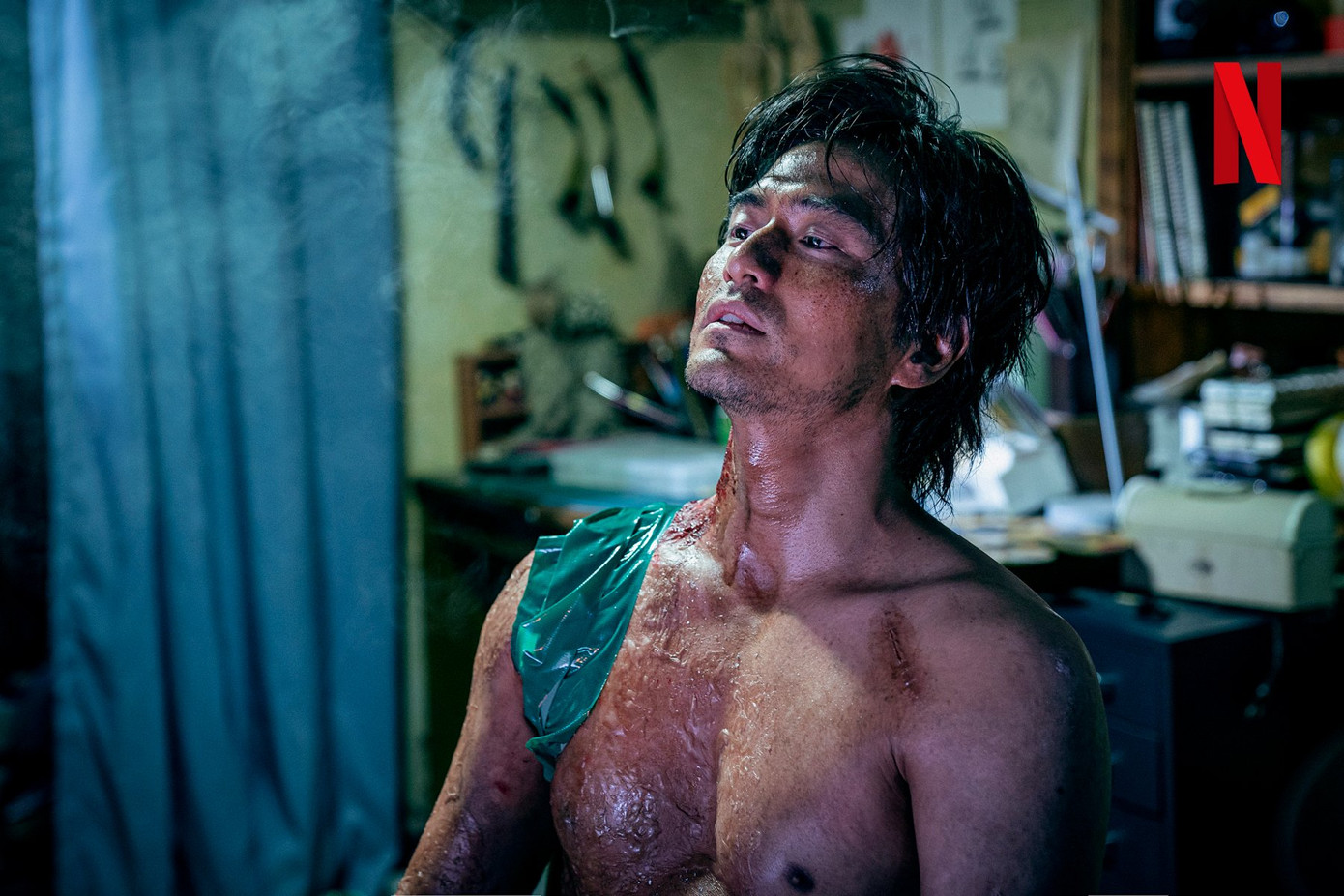 Trái ngược với ấn tượng ban đầu thô bạo, Sang Wook (Lee Jin Wook) dần hòa mình vào cộng đồng Green Home, thậm chí hy sinh bản thân vì họ. Mặc dù bề ngoài, Sang Wook vẫn trông giống như trong phần 1, nhưng giờ đây anh ấy là một con người hoàn toàn khác và anh ấy sẽ tăng thêm sự căng thẳng cho cốt truyện khi anh ấy di chuyển chỉ để có được sức mạnh lớn hơn. Trái ngược với ấn tượng ban đầu thô bạo, Sang Wook (Lee Jin Wook) dần hòa mình vào cộng đồng Green Home, thậm chí hy sinh bản thân vì họ. Mặc dù bề ngoài, Sang Wook vẫn trông giống như trong phần 1, nhưng giờ đây anh ấy là một con người hoàn toàn khác và anh ấy sẽ tăng thêm sự căng thẳng cho cốt truyện khi anh ấy di chuyển chỉ để có được sức mạnh lớn hơn.