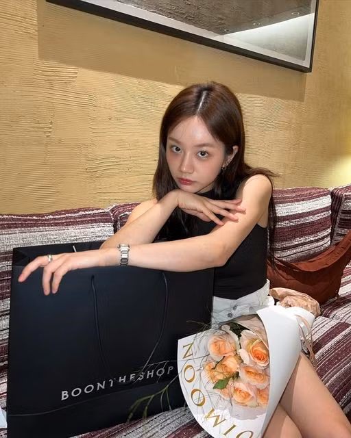Hyeri: "Tôi thực sự không có tư cách để nói thêm, nhưng tôi sẽ chỉ dành 2 phút. Nhìn lại những gì đã xảy ra, tôi nghĩ rằng tôi đã hành động theo đúng cảm nhận thực sự của tôi như người bình thường".