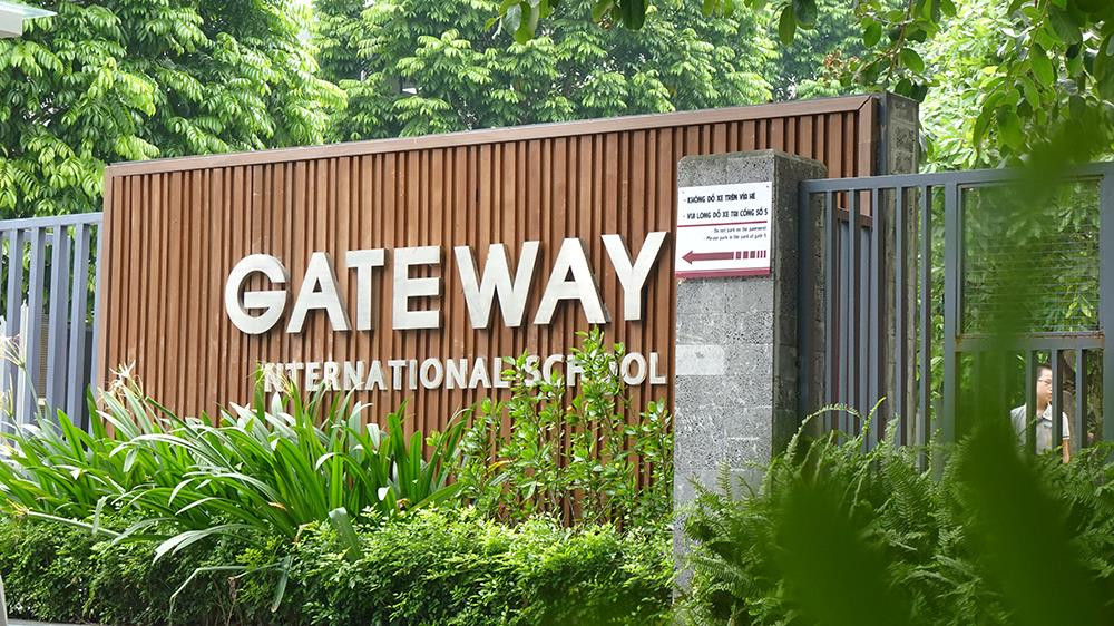 Học sinh 6 tuổi tử vong trên xe đưa đón trường Gateway: Nhiều câu hỏi còn bỏ ngỏ ảnh 6