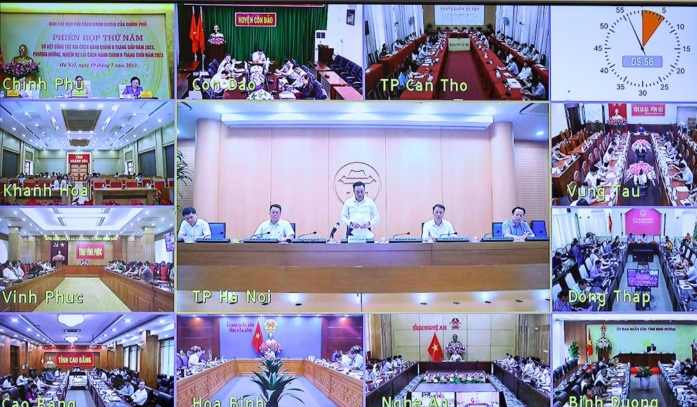 Các đại biểu tham dự hội nghị từ điểm cầu các tỉnh, thành. Các đại biểu tham dự hội nghị từ điểm cầu các tỉnh, thành.