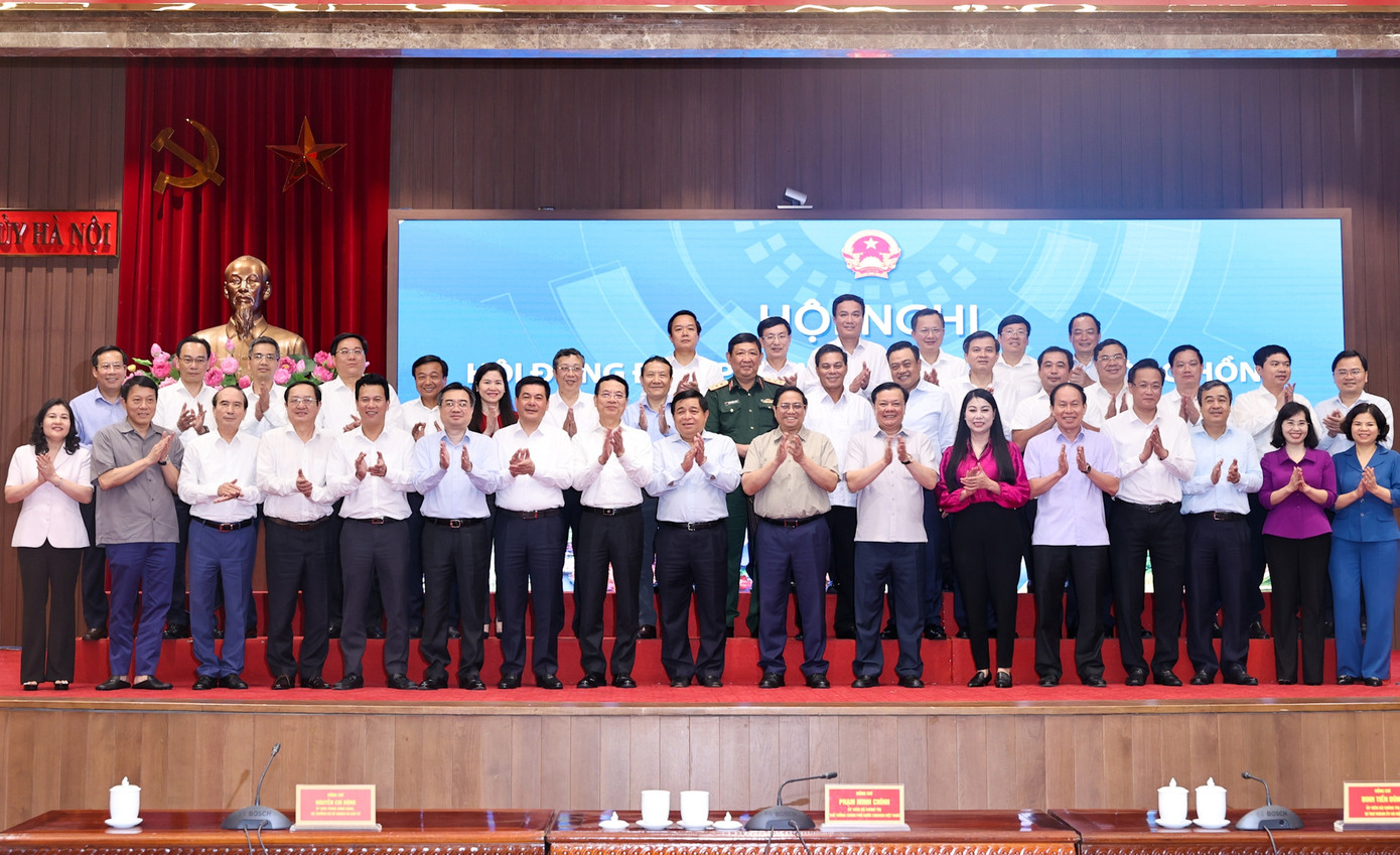 Hội đồng điều phối vùng ĐBSH và các đại biểu tham dự hội nghị.