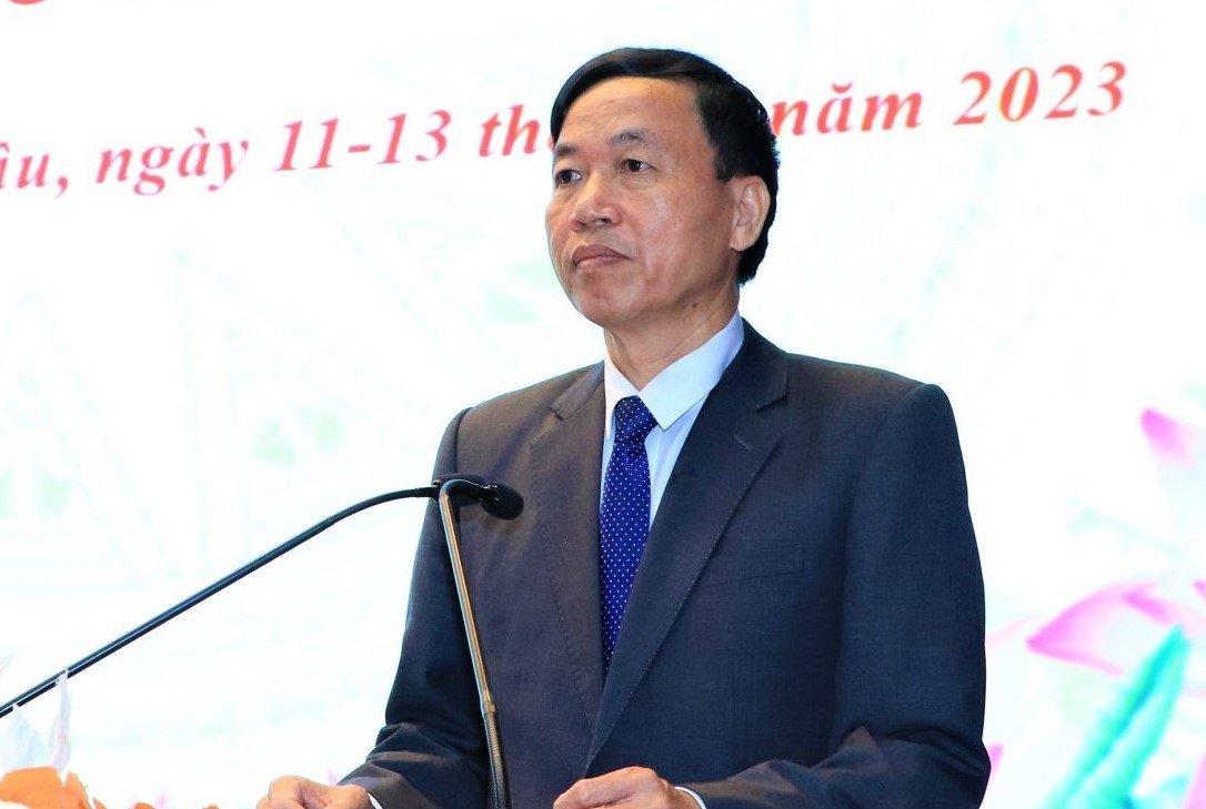 Chủ tịch UBND tỉnh Lai Châu Lê Văn Lương. Chủ tịch UBND tỉnh Lai Châu Lê Văn Lương.