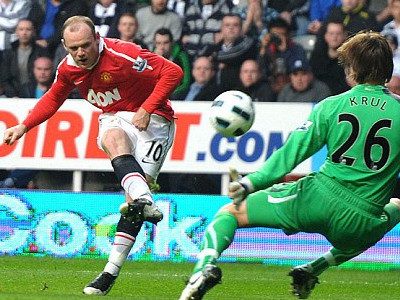 Rooney không thể chọc thủng lưới Krul