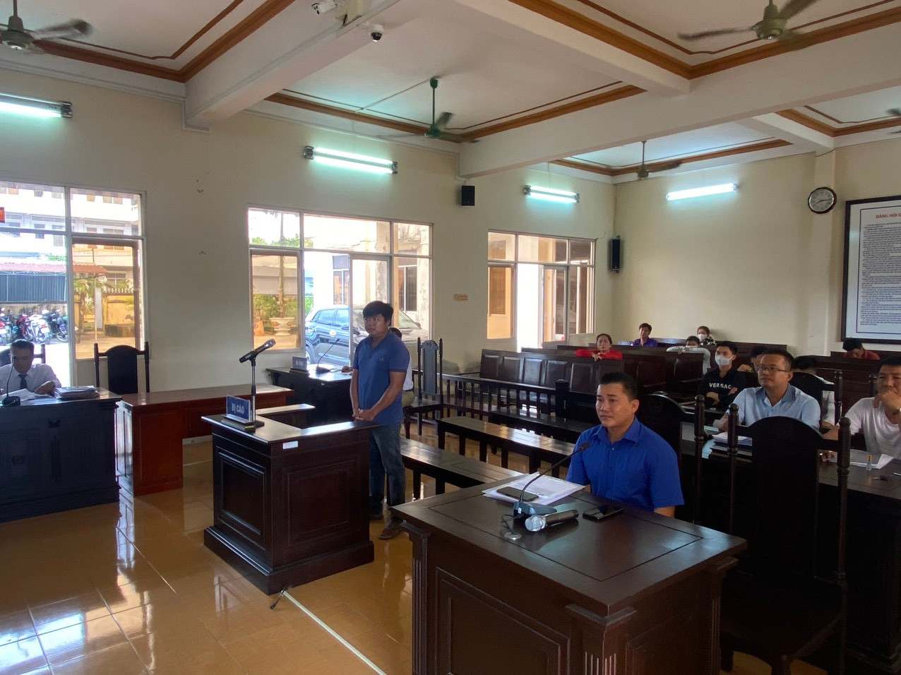 Phiên xét xử phúc thẩm vào sáng 8/5. Phiên xét xử phúc thẩm vào sáng 8/5.