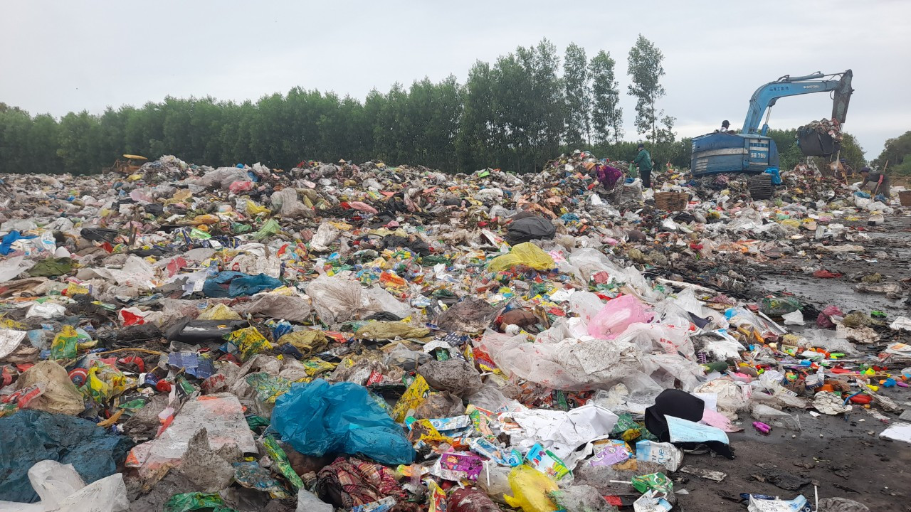 Nhà máy rác TP. Cà Mau tiếp nhận rác trở lại từ ngày 15/2.