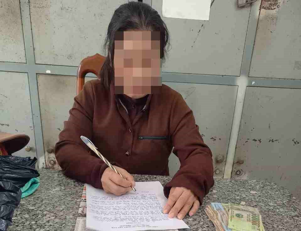 Nguyễn Thị Bé N tại cơ quan công an.