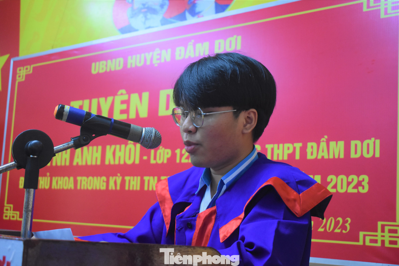 Em Huỳnh Anh Khôi bày tỏ lời cảm ơn thầy cô đã quan tâm, giúp đỡ em trong suốt quá trình học tập.