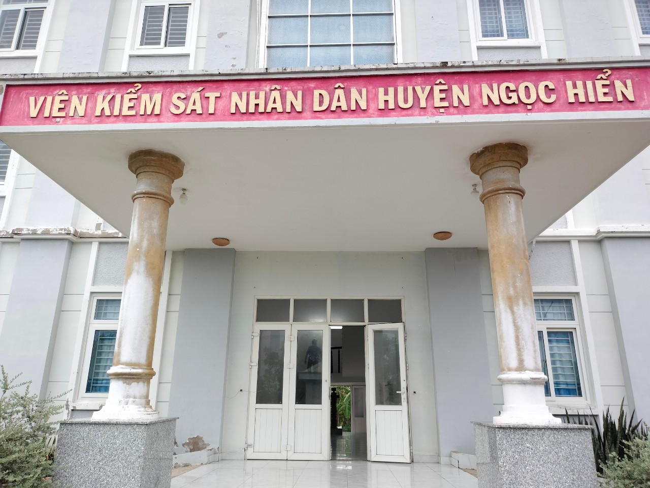 Trong 6 tháng đầu năm 2023, VKSND 2 cấp của tỉnh Cà Mau có nhiều kháng nghị, kiến nghị gửi đến Cơ quan CSĐT, nhà tạm giữ vì phát hiện những vi phạm ở các đơn vị này.