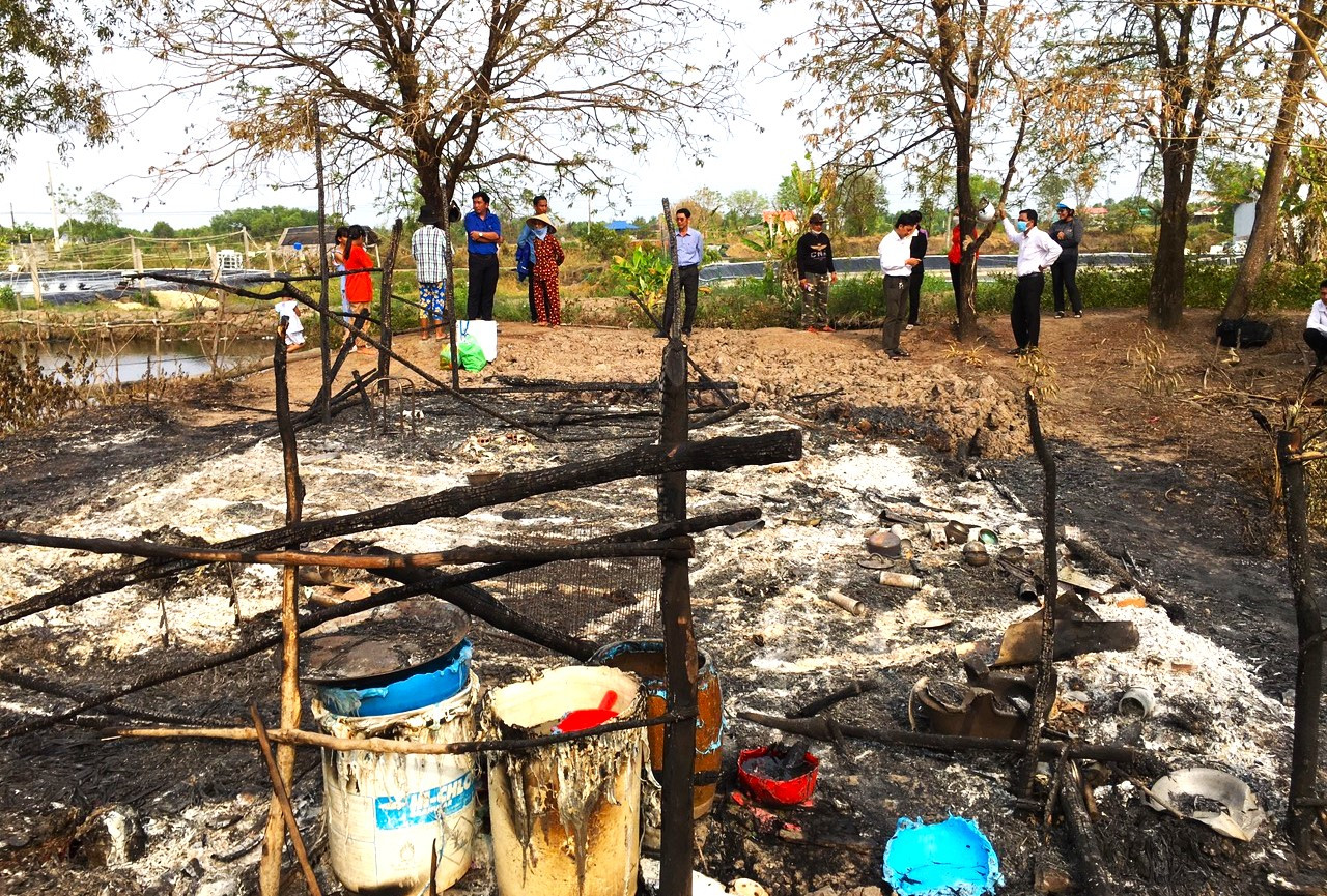 Căn nhà chị Nguyễn Thị Chinh bị cháy hoàn toàn.