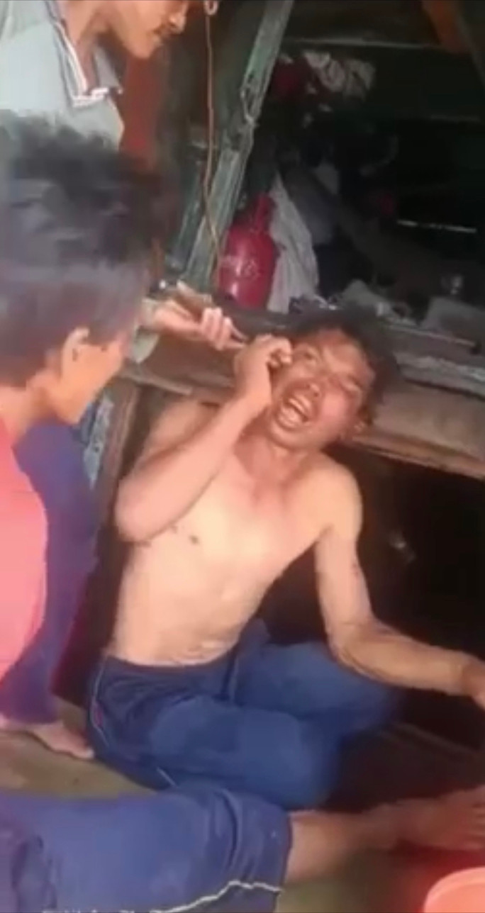 Ông Trung bị hành hạ dã man trên tàu cá gây bức xúc dư luận.