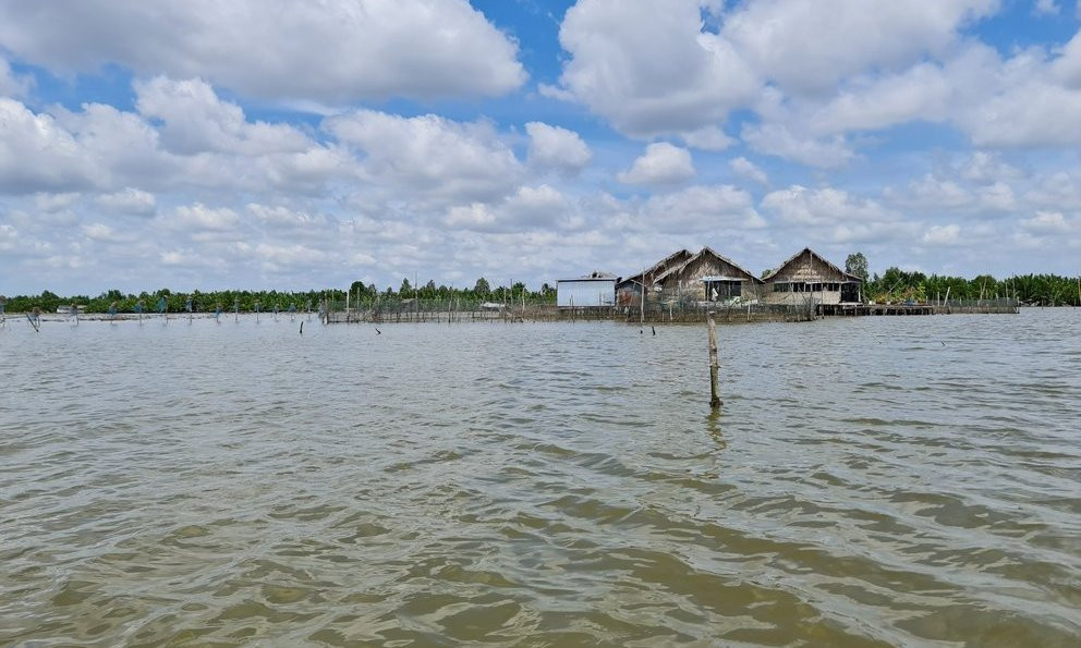 Chủ tịch UBND tỉnh Cà Mau vừa có công văn chỉ đạo xử lý các công trình nuôi trồng, khai thác thủy sản trái phép tại Đầm Thị Tường. Chủ tịch UBND tỉnh Cà Mau vừa có công văn chỉ đạo xử lý các công trình nuôi trồng, khai thác thủy sản trái phép tại Đầm Thị Tường.