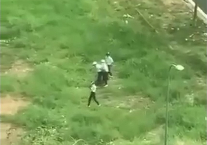 Clip lan truyền trên mạng xã hội.