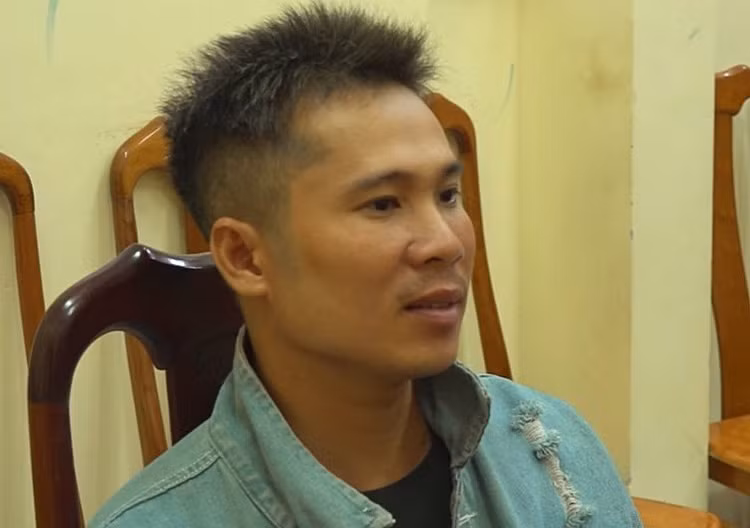 Trương Văn Đấu tại cơ quan công an.