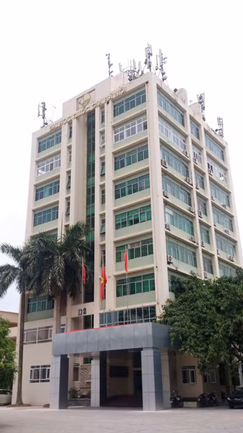 Tòa nhà D2 của ĐHQG Hà Nội - nơi đối tượng gây rối. Ảnh: Tuấn Nguyễn