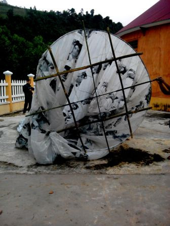 Xôn xao quả cầu 'lạ' khổng lồ rơi xuống Quảng Nam ảnh 2