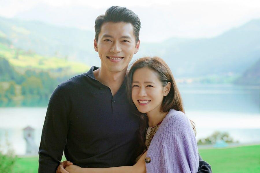 Son Ye Jin và Hyun Bin đang là cặp đôi được mong chờ sớm về chung một nhà nhất K-Biz. Son Ye Jin và Hyun Bin đang là cặp đôi được mong chờ sớm về chung một nhà nhất K-Biz.