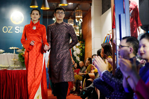 Nghệ sĩ Chiều Xuân khoe nhan sắc rạng rỡ trong tà áo dài ảnh 7