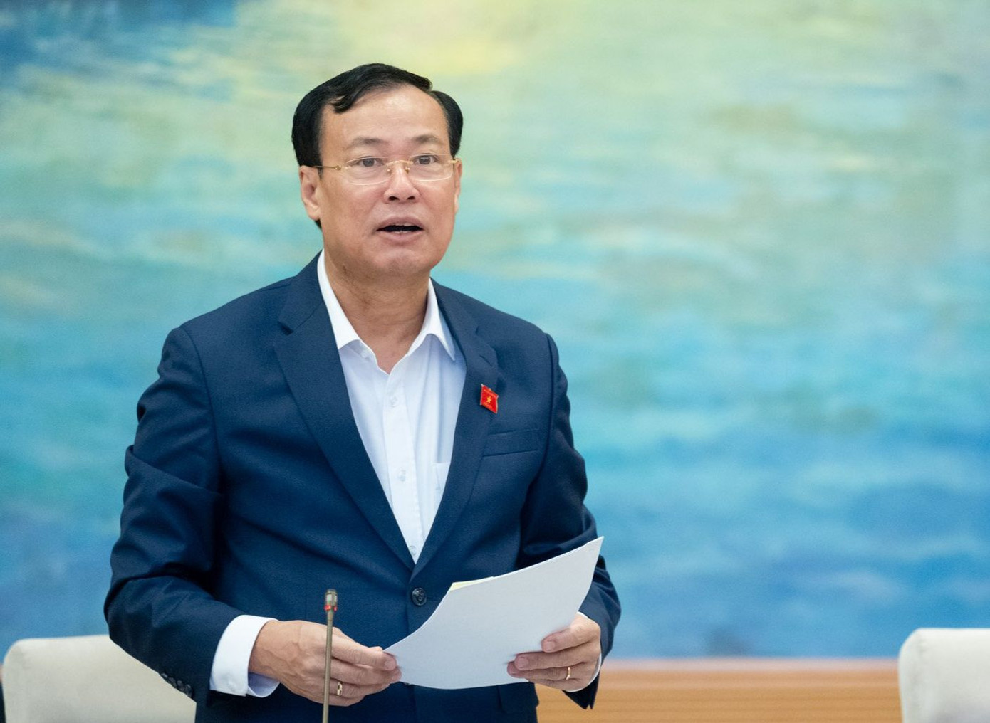 Chủ nhiệm Ủy ban Quốc phòng và An ninh Lê Tấn Tới.