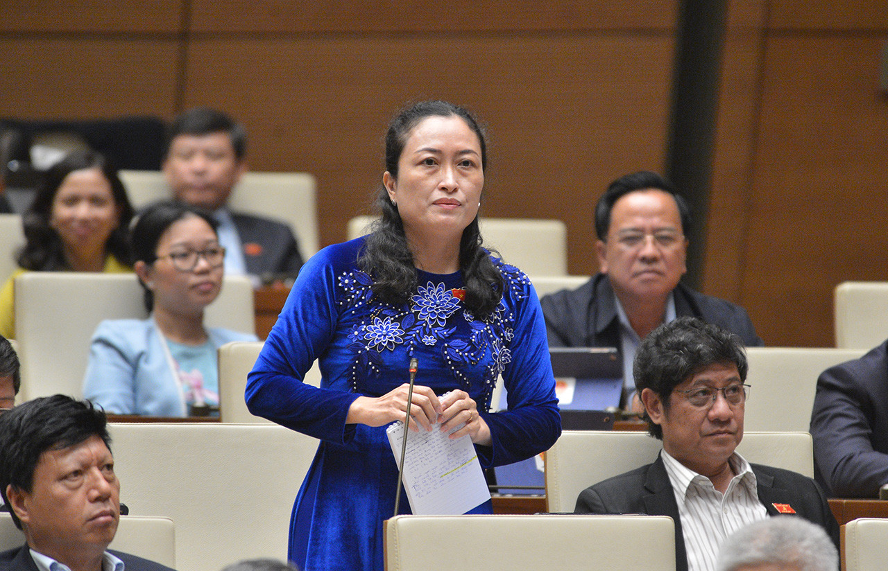 Đại biểu Trần Thị Hoa Ry (Bạc Liêu)