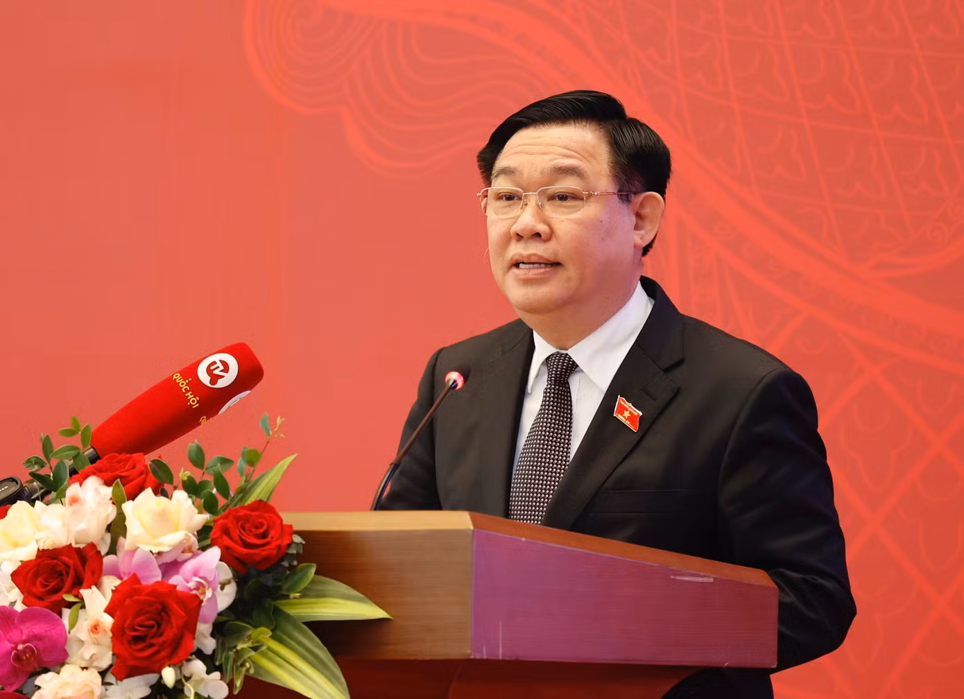 Chủ tịch Quốc hội Vương Đình Huệ phát biểu tại hội nghị. Ảnh: Như Ý