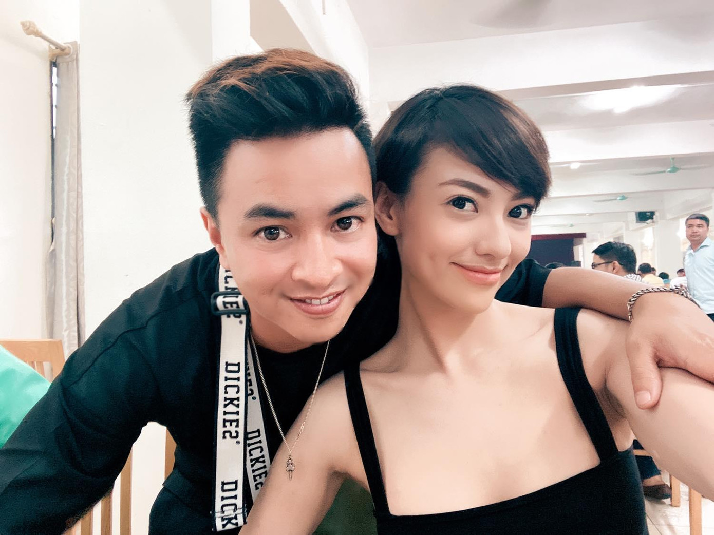 Anh em Hồng Quế- Chí Huy. Anh em Hồng Quế- Chí Huy.