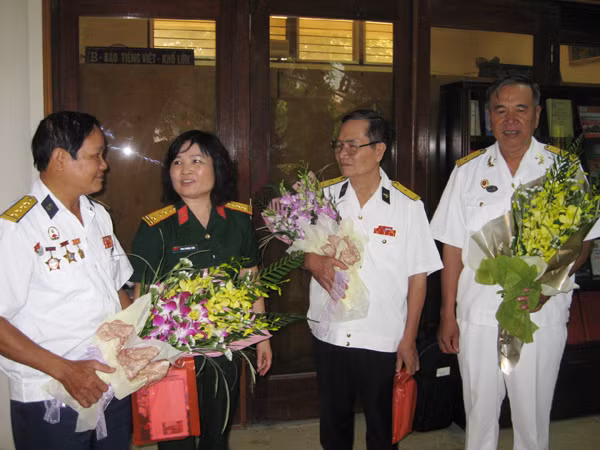 Các chiến sĩ tàu không số tái ngộ ở Hà Nội