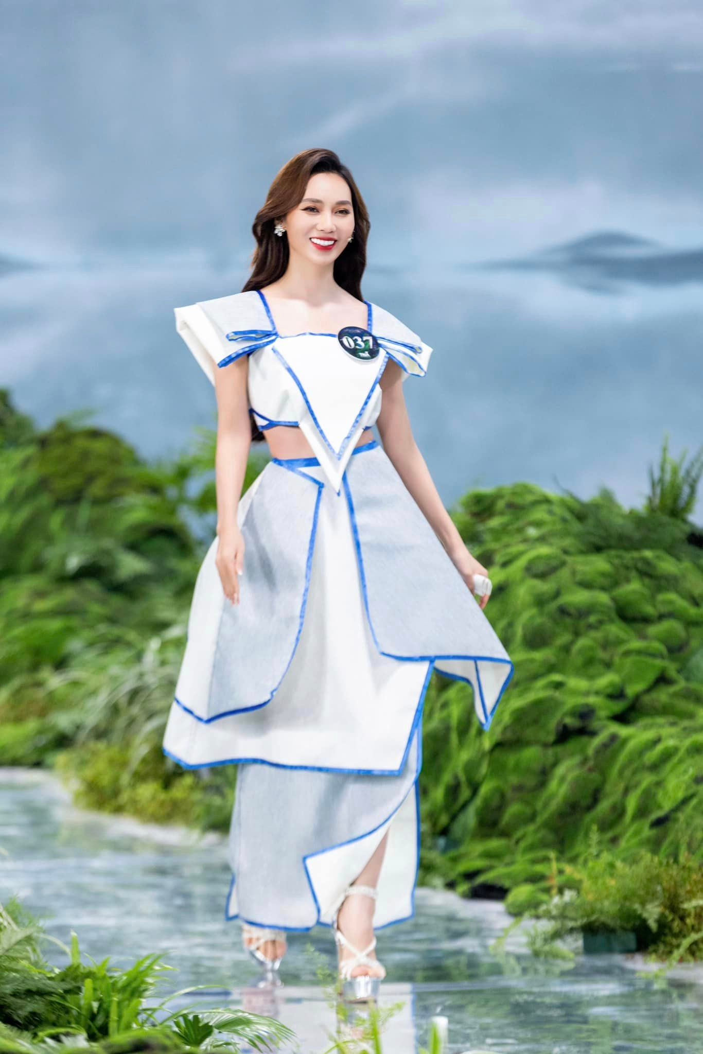 Hoàng Thị Kim Chi là thí sinh nổi bật tại cuộc thi năm nay. Cô là thí sinh được huấn luyện viên Bùi Quỳnh Hoa trao vòng nguyệt quế ngay khi chọn đội.