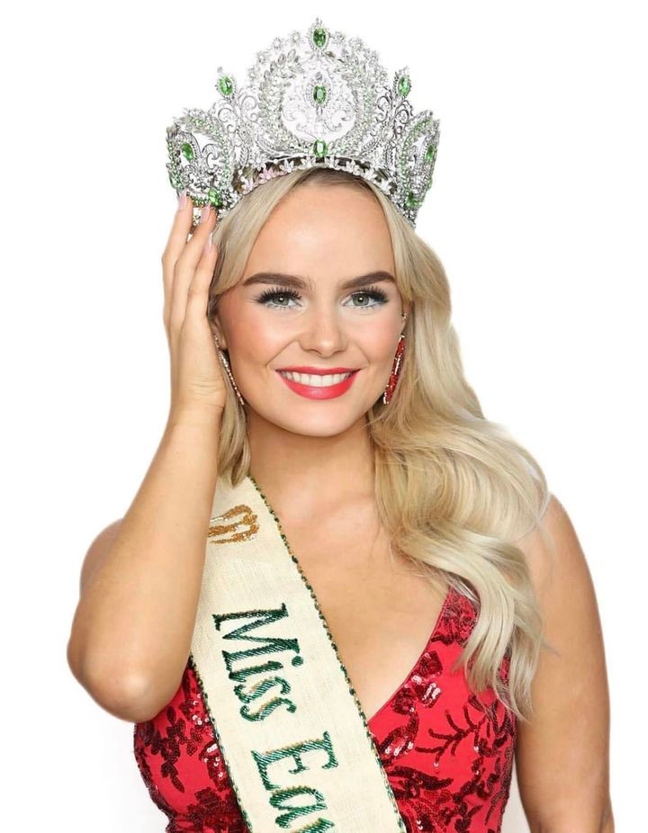 Người đẹp Carys Havard đã đăng quang danh hiệu Hoa hậu Trái Đất xứ Wales 2023. Cô đại diện quốc gia bay sang Việt Nam tham dự Hoa hậu Trái Đất 2023 tổ chức ở Việt Nam từ cuối tháng 11.