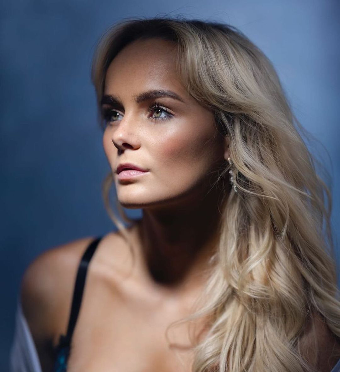 Carys Havard năm nay 20 tuổi, là sinh viên Y khoa tại Đại học Keele.