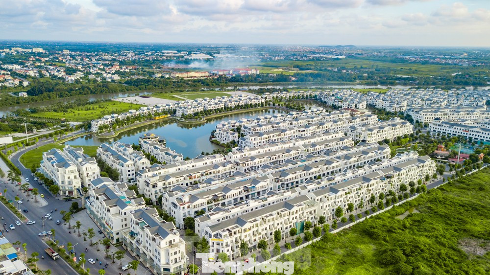 Một loạt các khu đô thị cảng biển mới sẽ hình thành đồng bộ tại TP Hải Phòng và phát triển theo định hướng quy hoạch 323. Một loạt các khu đô thị cảng biển mới sẽ hình thành đồng bộ tại TP Hải Phòng và phát triển theo định hướng quy hoạch 323.