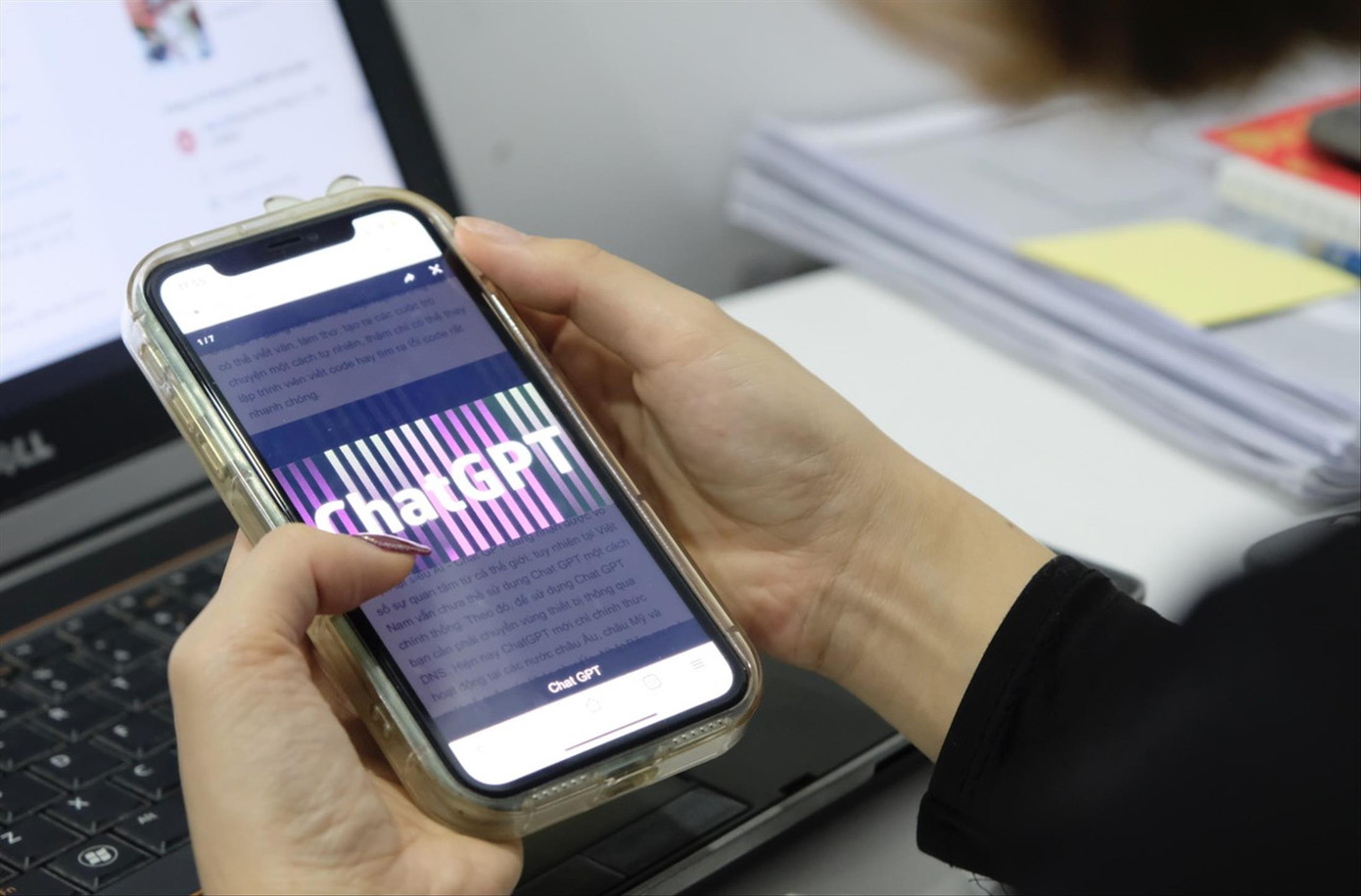 Bạn trẻ trải nghiệm ChatGPT Bạn trẻ trải nghiệm ChatGPT