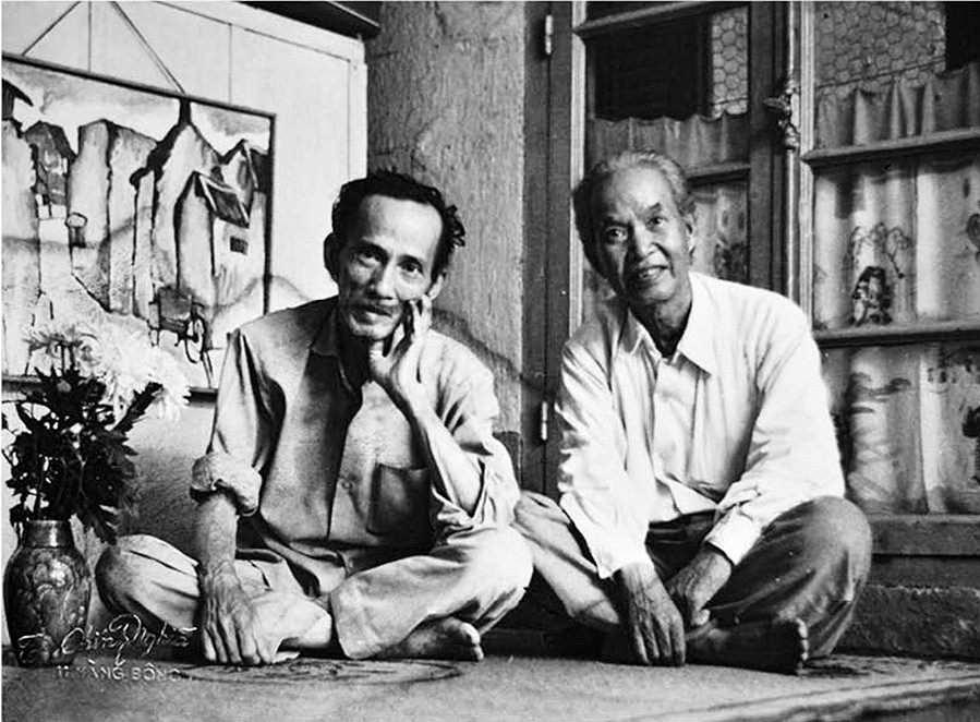 Bùi Xuân Phái (trái) và nhà thơ Vũ Đình Liên