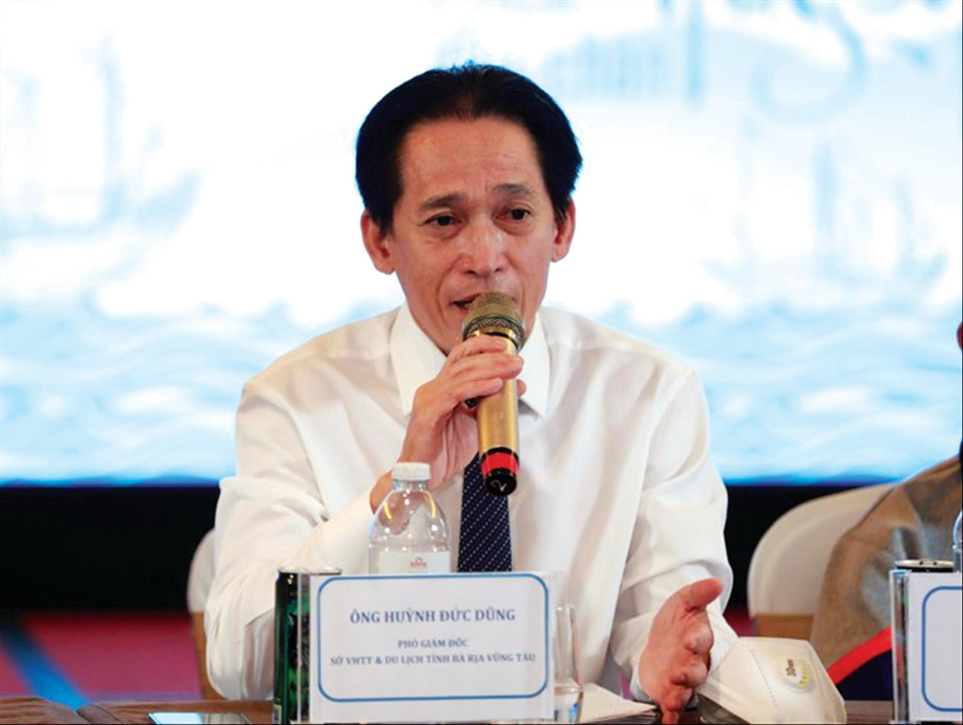 Ông Huỳnh Đức Dũng, Phó Giám đốc Sở Văn hóa - Thể thao tỉnh Bà Rịa - Vũng Tàu Ông Huỳnh Đức Dũng, Phó Giám đốc Sở Văn hóa - Thể thao tỉnh Bà Rịa - Vũng Tàu