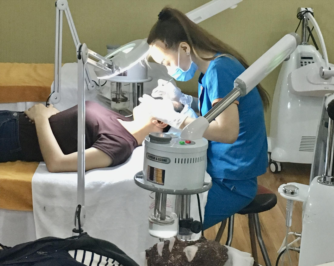 Thuốc tê Lignospan đang cháy hàng khiến việc điều trị các bệnh liên quan nha khoa gặp không ít khó khăn ảnh: L.N Thuốc tê Lignospan đang cháy hàng khiến việc điều trị các bệnh liên quan nha khoa gặp không ít khó khăn ảnh: L.N