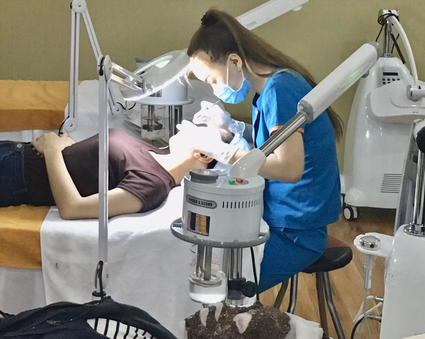 Thuốc tê Lignospan đang cháy hàng khiến việc điều trị các bệnh liên quan nha khoa gặp không ít khó khăn ảnh: L.N Thuốc tê Lignospan đang cháy hàng khiến việc điều trị các bệnh liên quan nha khoa gặp không ít khó khăn ảnh: L.N