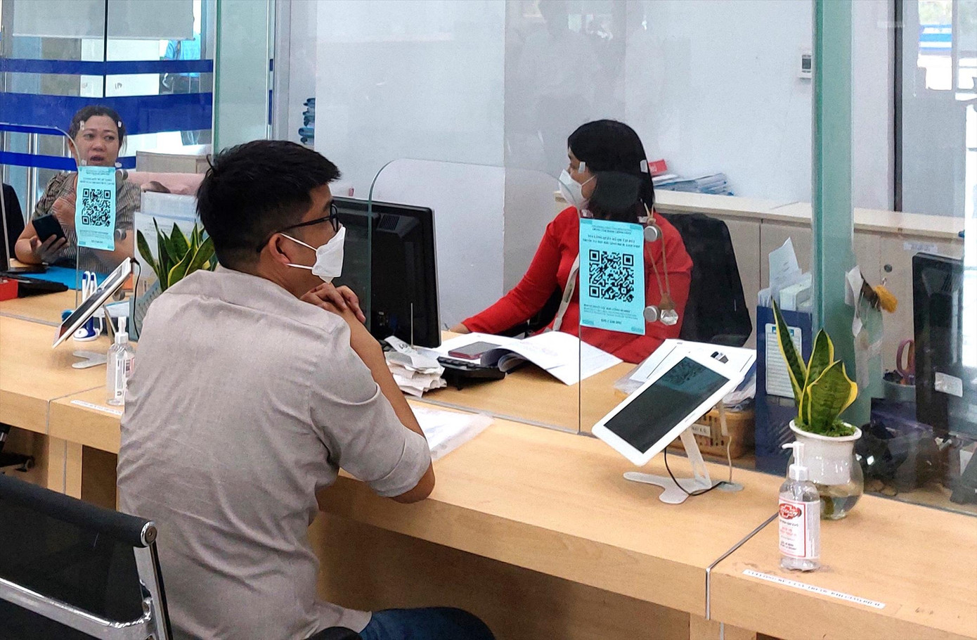 Văn phòng một cửa Bình Dương, nơi tiếp nhận hồ sơ cấp phép lao động nước ngoài. Ảnh: H.C