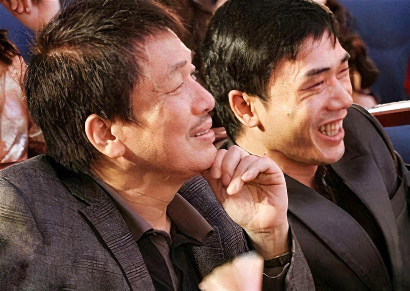 Nhạc sĩ Phú Quang và nhạc sĩ Đỗ Bảo khi cùng tham gia Hội đồng tuyển chọn chương trình Bài hát Yêu thích 2013 Ảnh: TƯ LIỆU