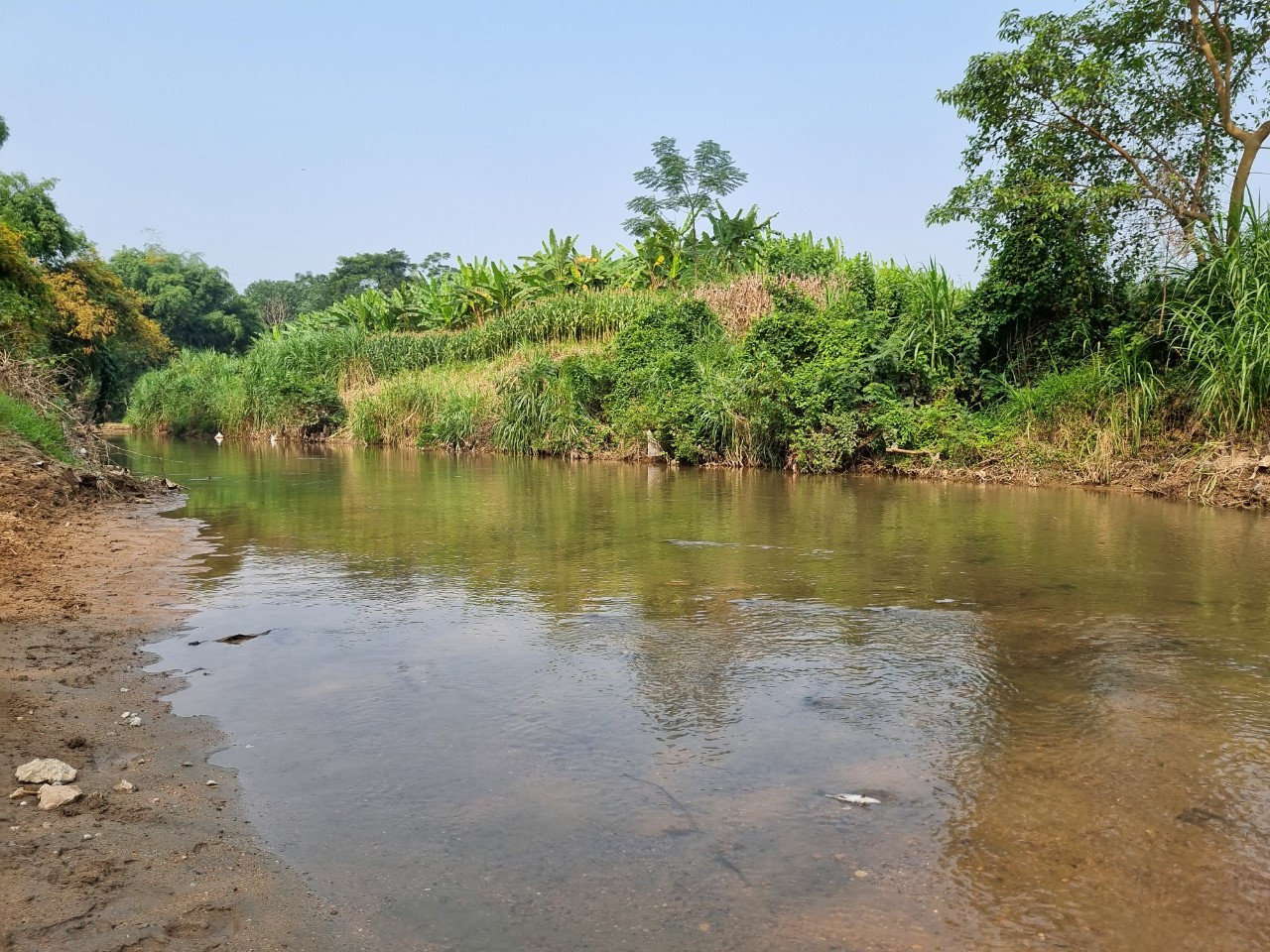 Suối Trát ngày xưa là nhánh chính của sông Hồng