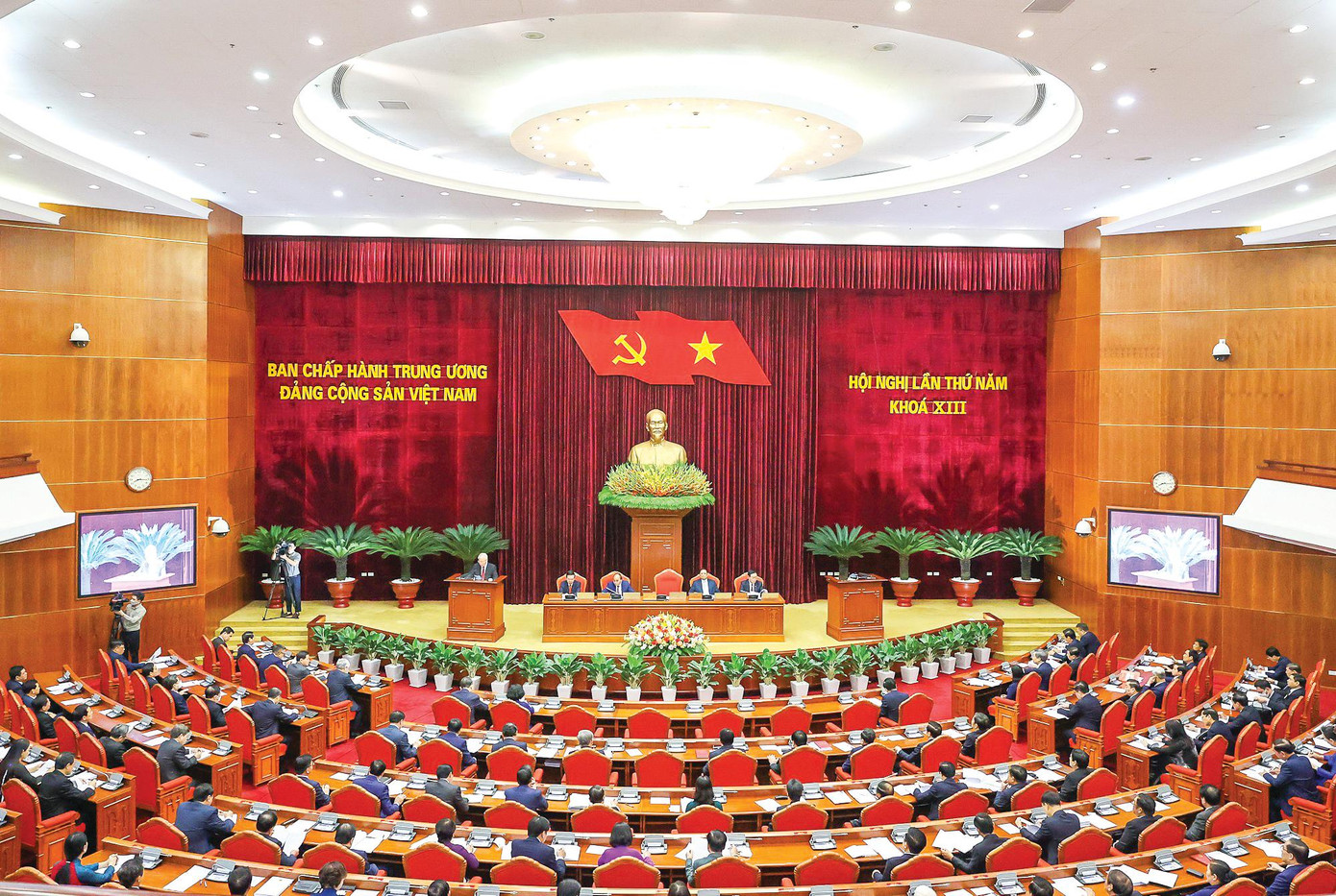 Hội nghị Trung ương 5 thống nhất việc thành lập Ban Chỉ đạo cấp tỉnh về phòng, chống tham nhũng, tiêu cực Hội nghị Trung ương 5 thống nhất việc thành lập Ban Chỉ đạo cấp tỉnh về phòng, chống tham nhũng, tiêu cực