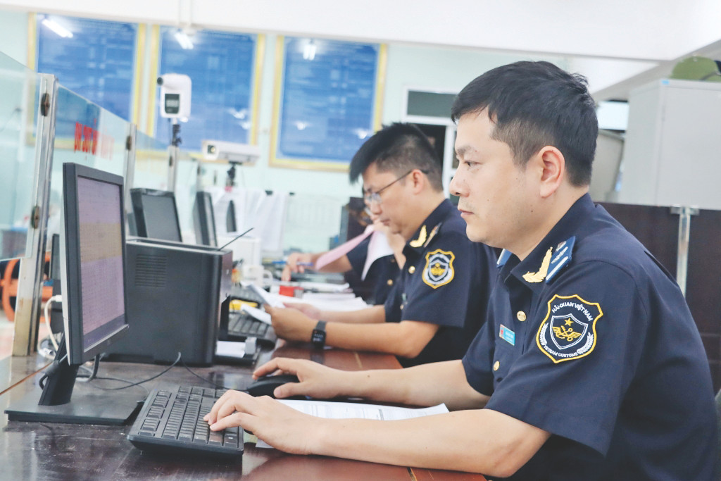 Đã có trên 99% thủ tục hải quan thực hiện phương thức điện tử thông qua Hệ thống thông quan tự động