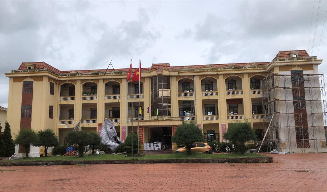 Trụ sở UBND xã Hữu Bằng