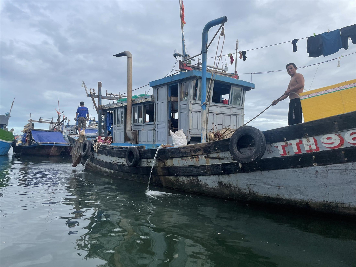 Ngư dân ở cảng cá Thọ Quang sẵn sàng ra khơi ngay sau bão Ngư dân ở cảng cá Thọ Quang sẵn sàng ra khơi ngay sau bão