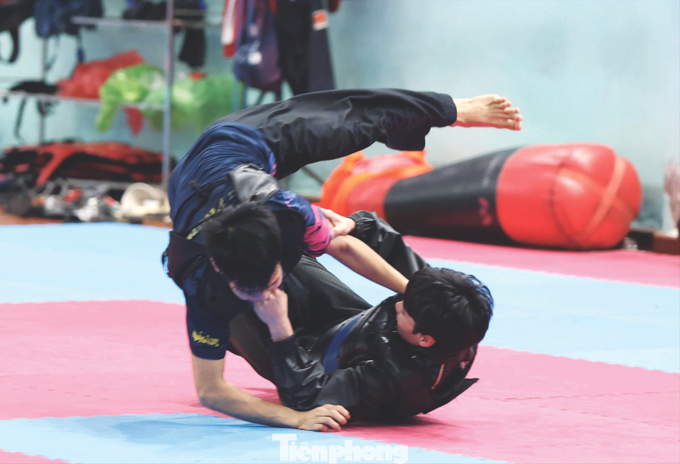 Các tuyển thủ Pencak Silat thích ứng rất nhanh với luật thay đổiẢnh: Như Ý Các tuyển thủ Pencak Silat thích ứng rất nhanh với luật thay đổiẢnh: Như Ý